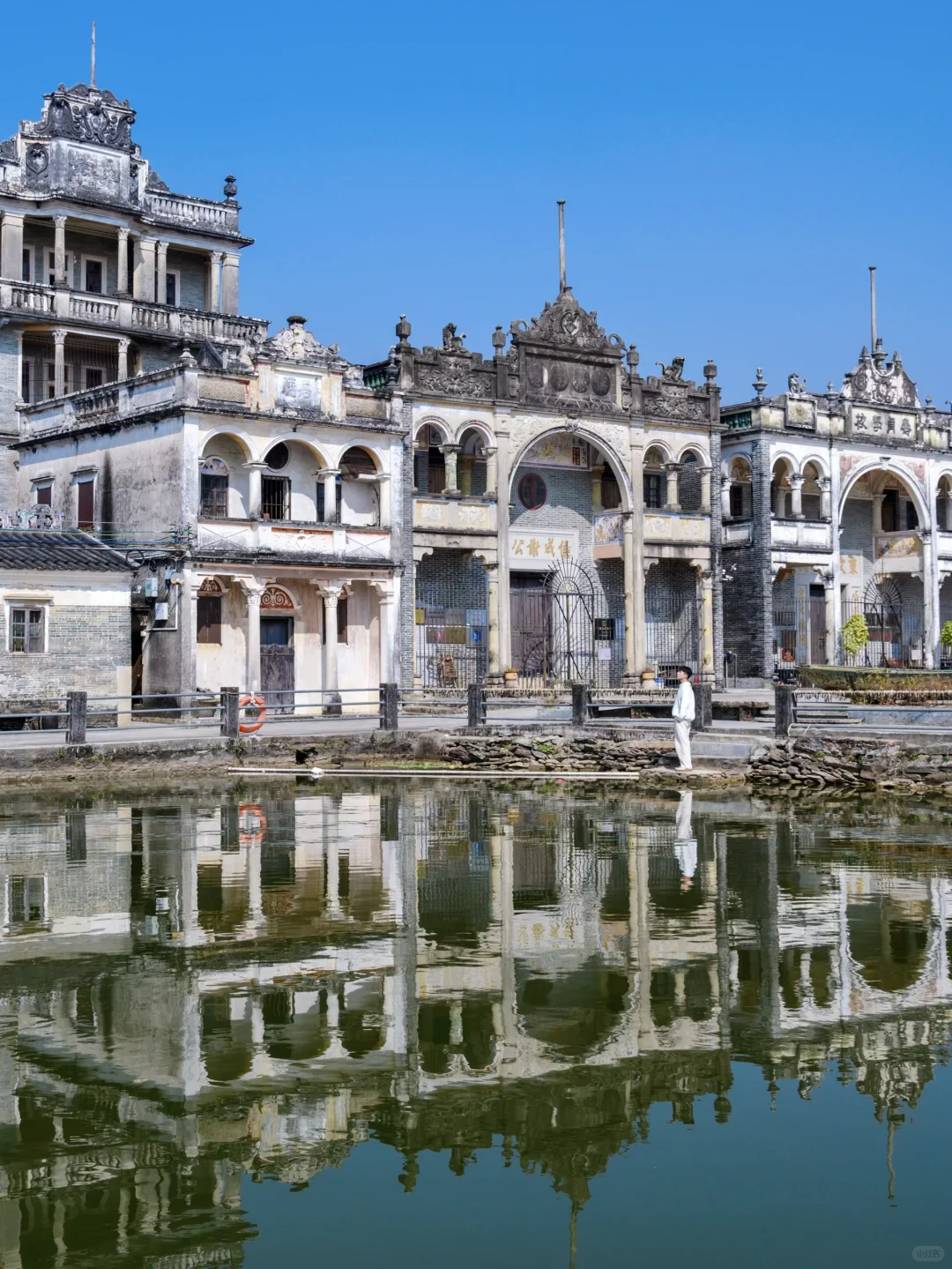 “推荐一个适合国庆旅行的冷门小城吧”