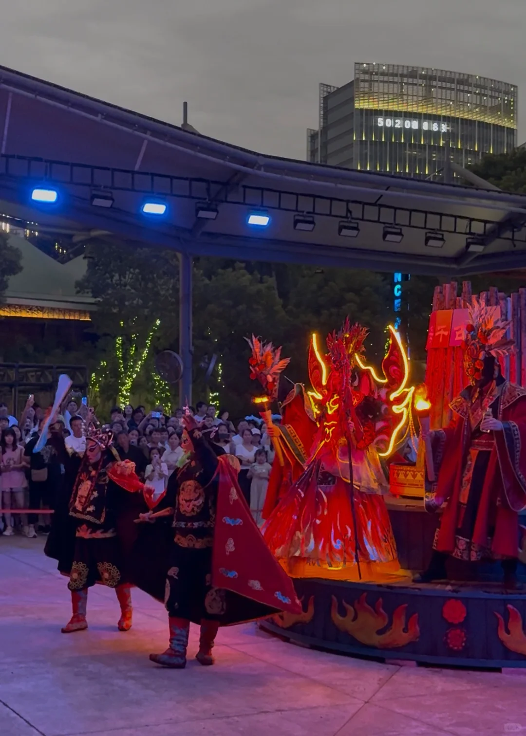 上海千古情景区晚场 99 元血赚！谁玩谁知道！