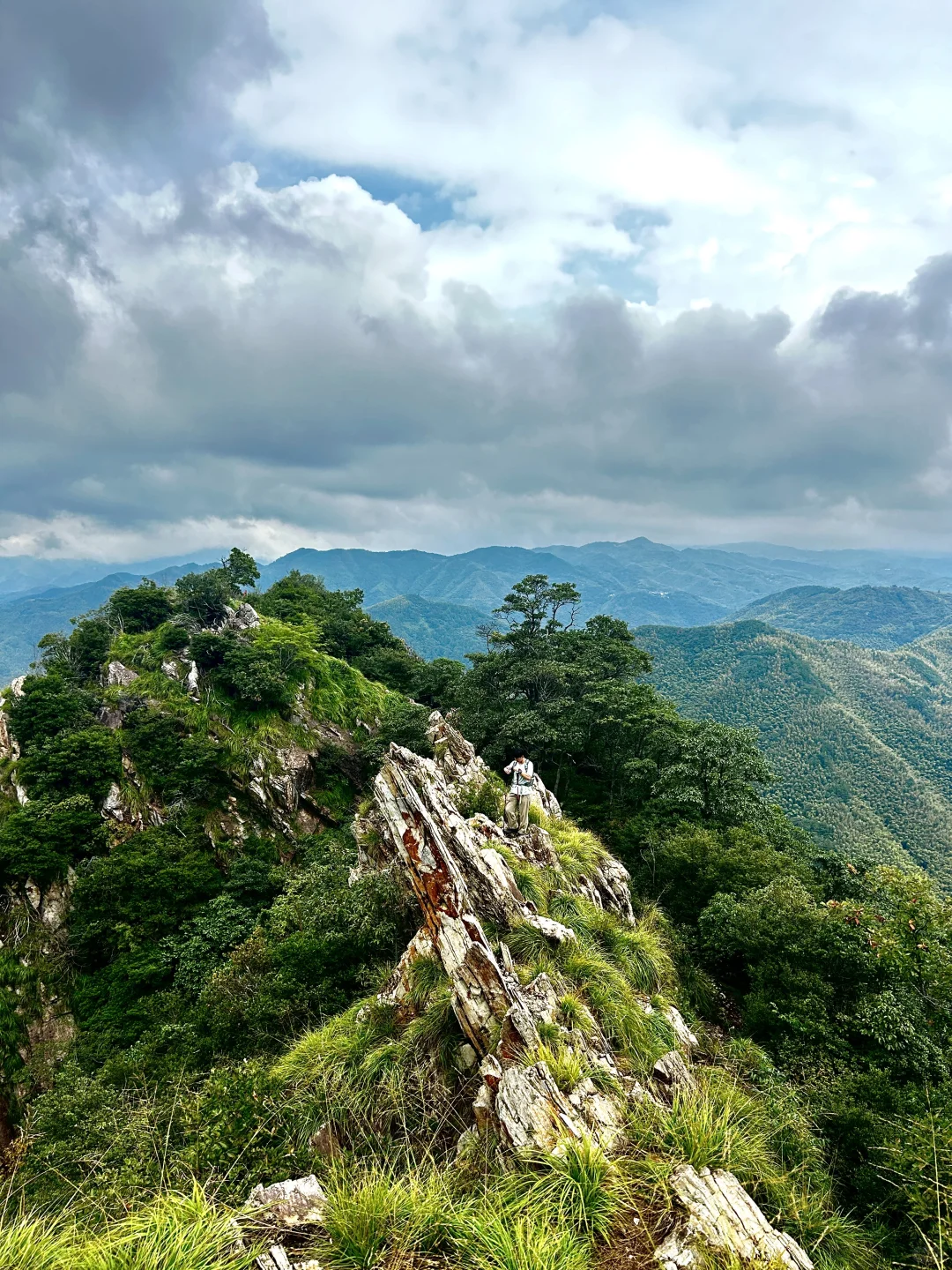 刀枪岩徒步｜手脚并用爬野山，解锁江南小华山
