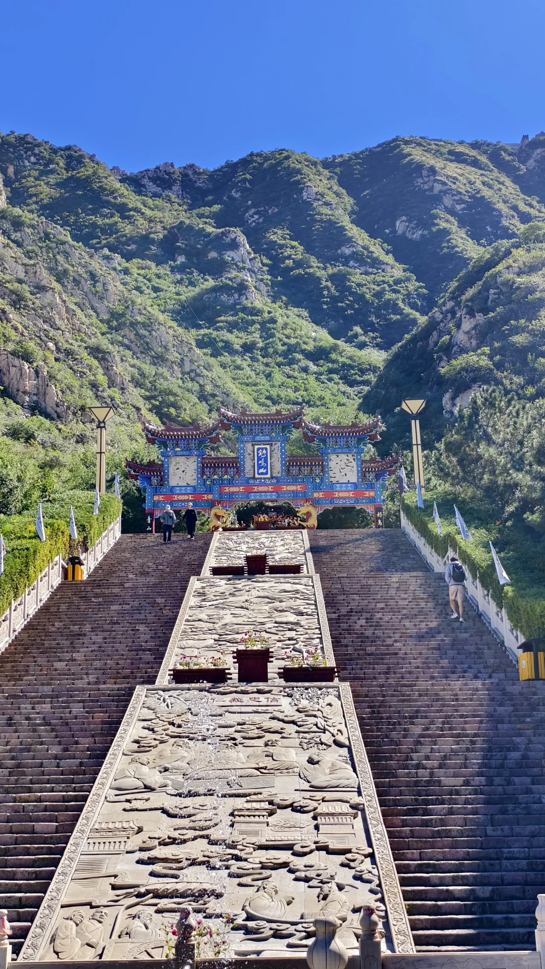 孤独的人，爬最孤独的山