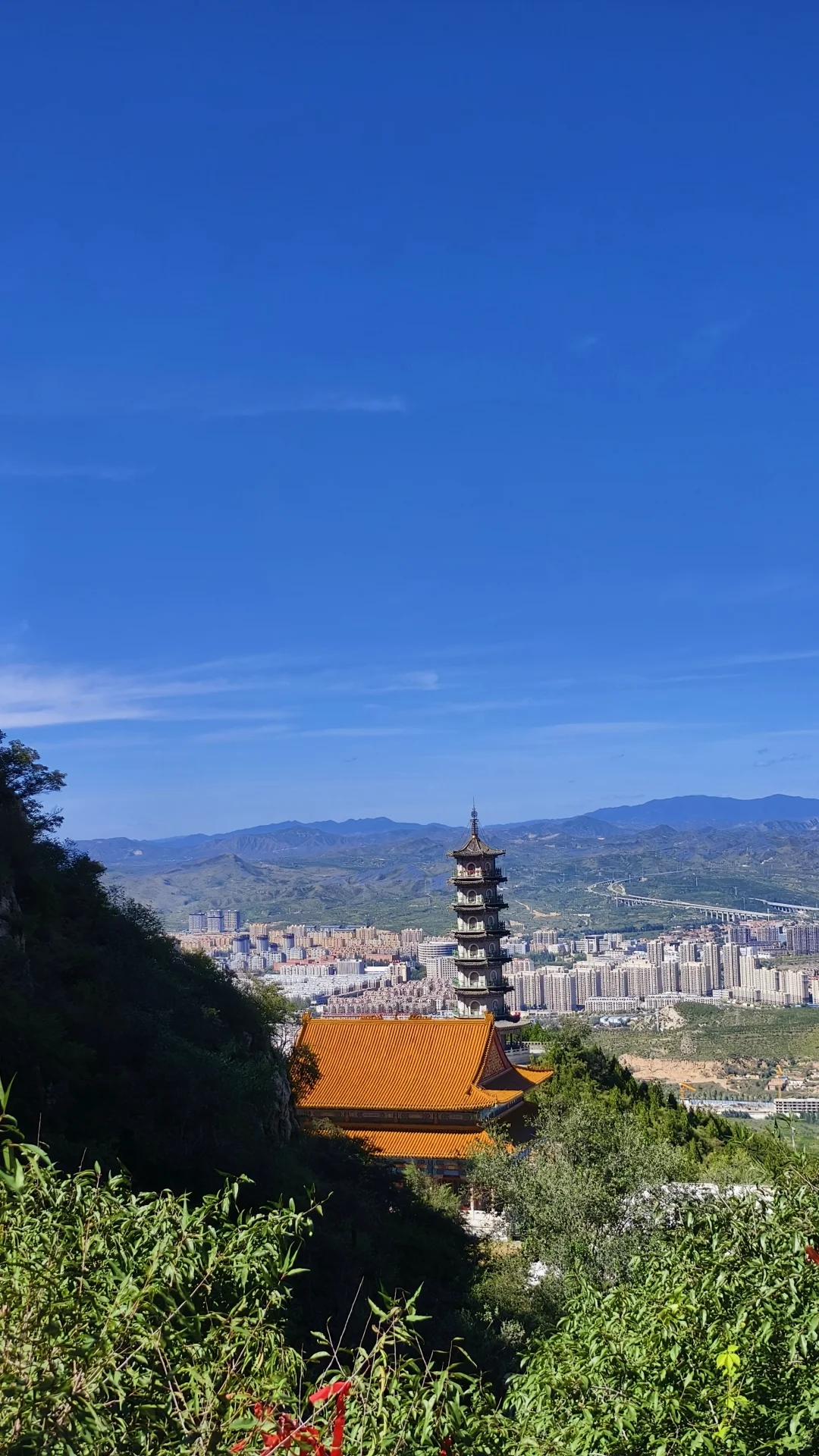 孤独的人，爬最孤独的山