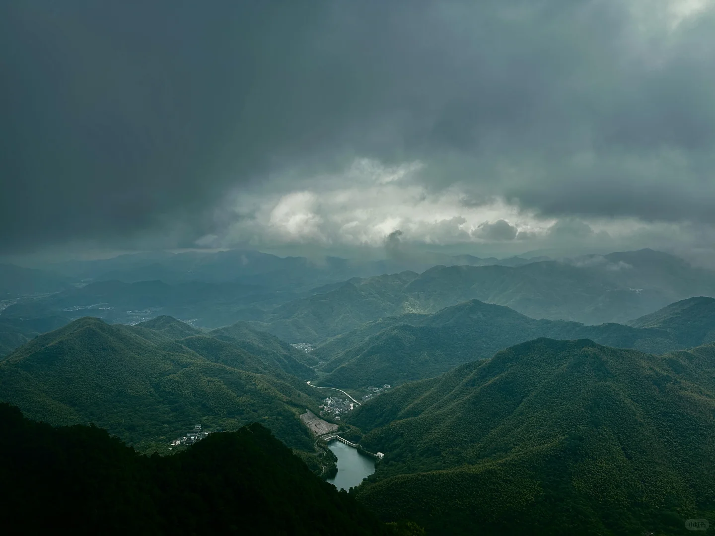刀枪岩徒步｜手脚并用爬野山，解锁江南小华山