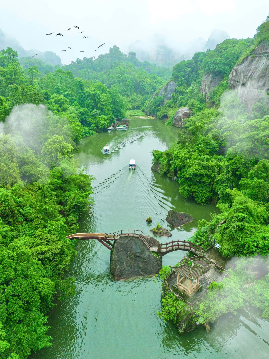 广州1.5h直达!世界级丹霞山怎么没人推?