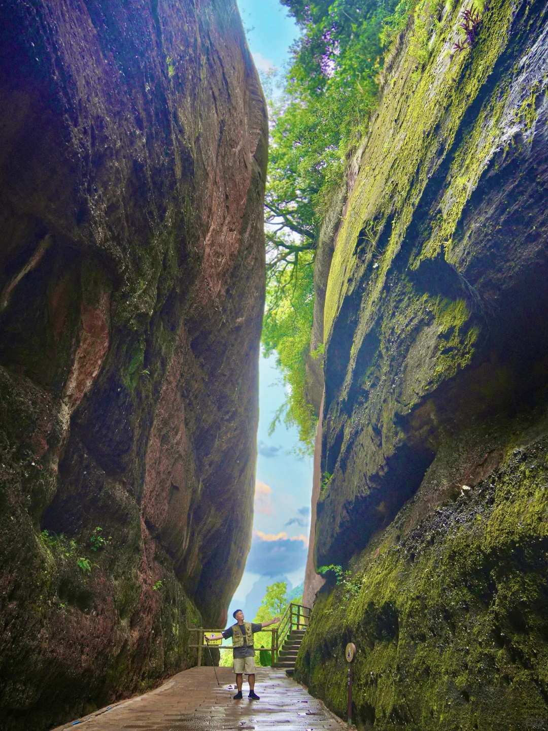 广州1.5h直达!世界级丹霞山怎么没人推?