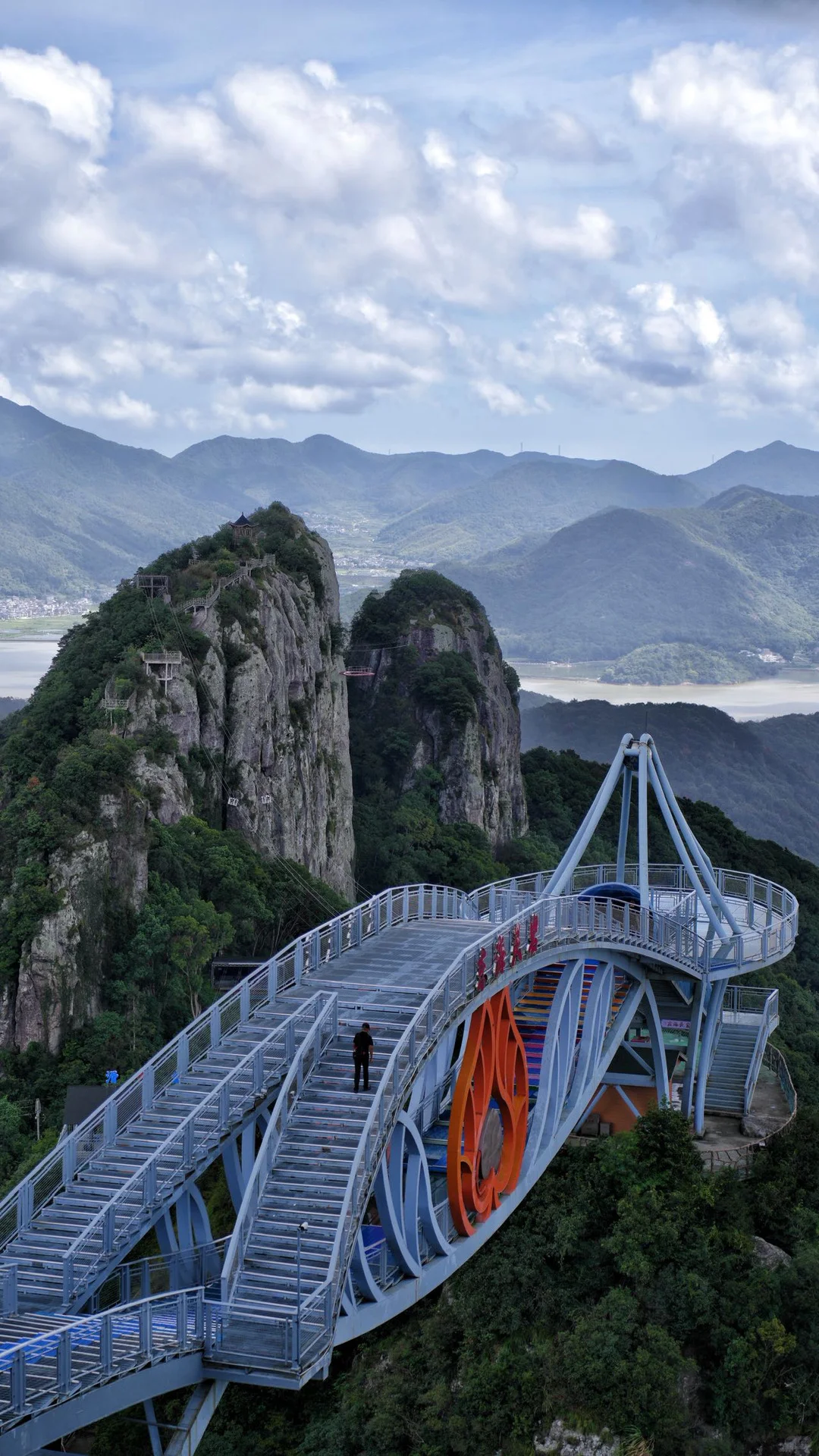 江浙沪国庆反向游！爆火高空乐园抢先玩