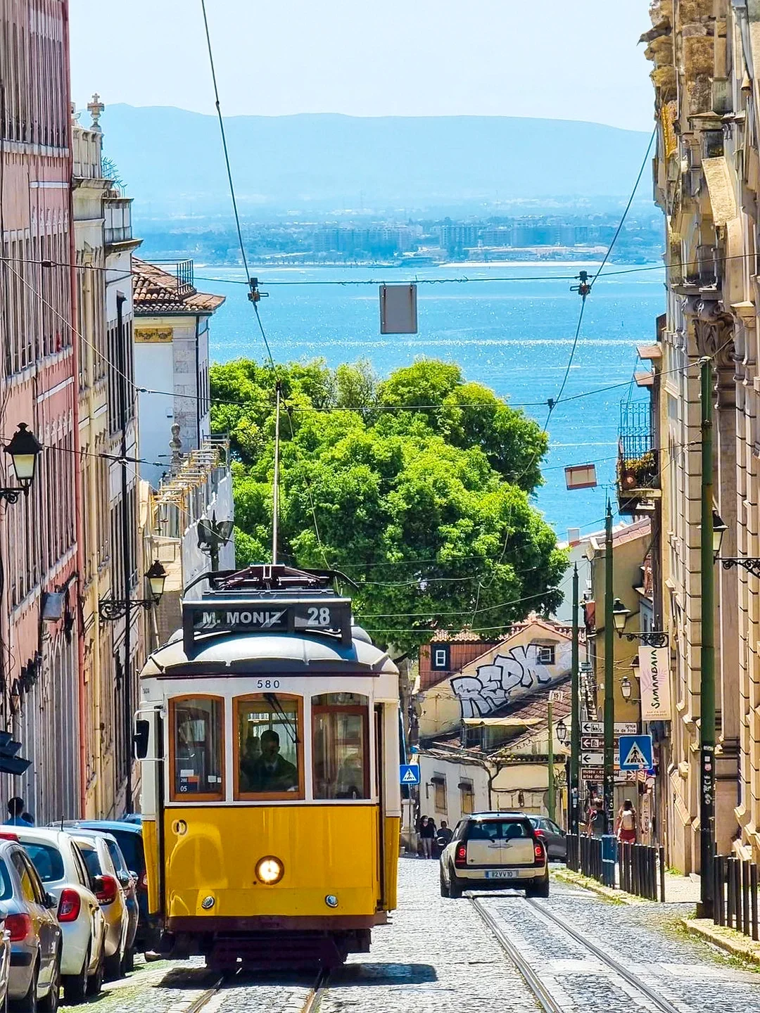 里斯本！坐电车看海的古城，浪漫得不可救药😍