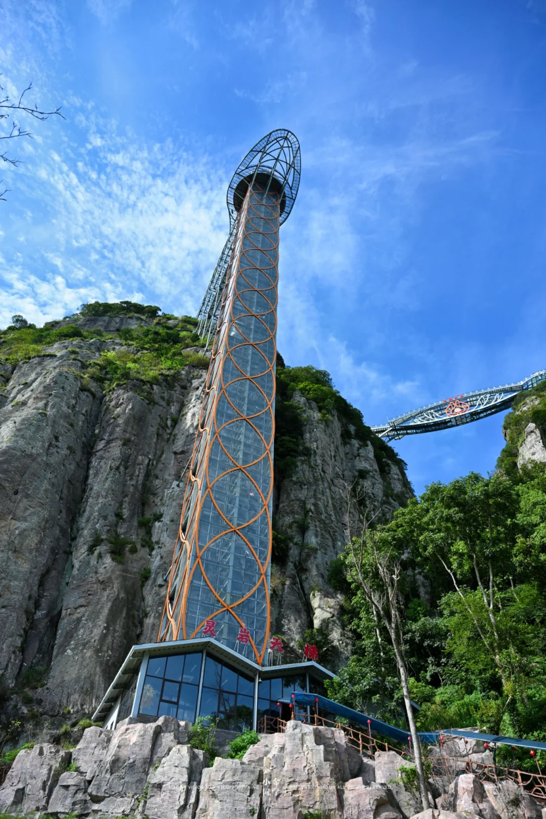 已经彻底玩疯了!本地人私藏的山野冒险场