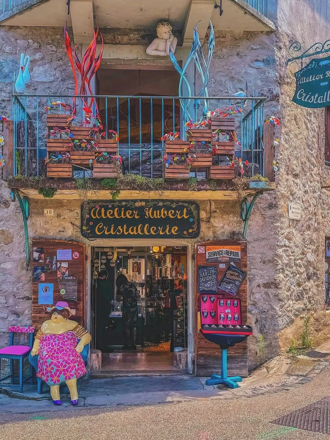 法国人的嘴真严啊💐人少景美的湖畔鲜花小镇