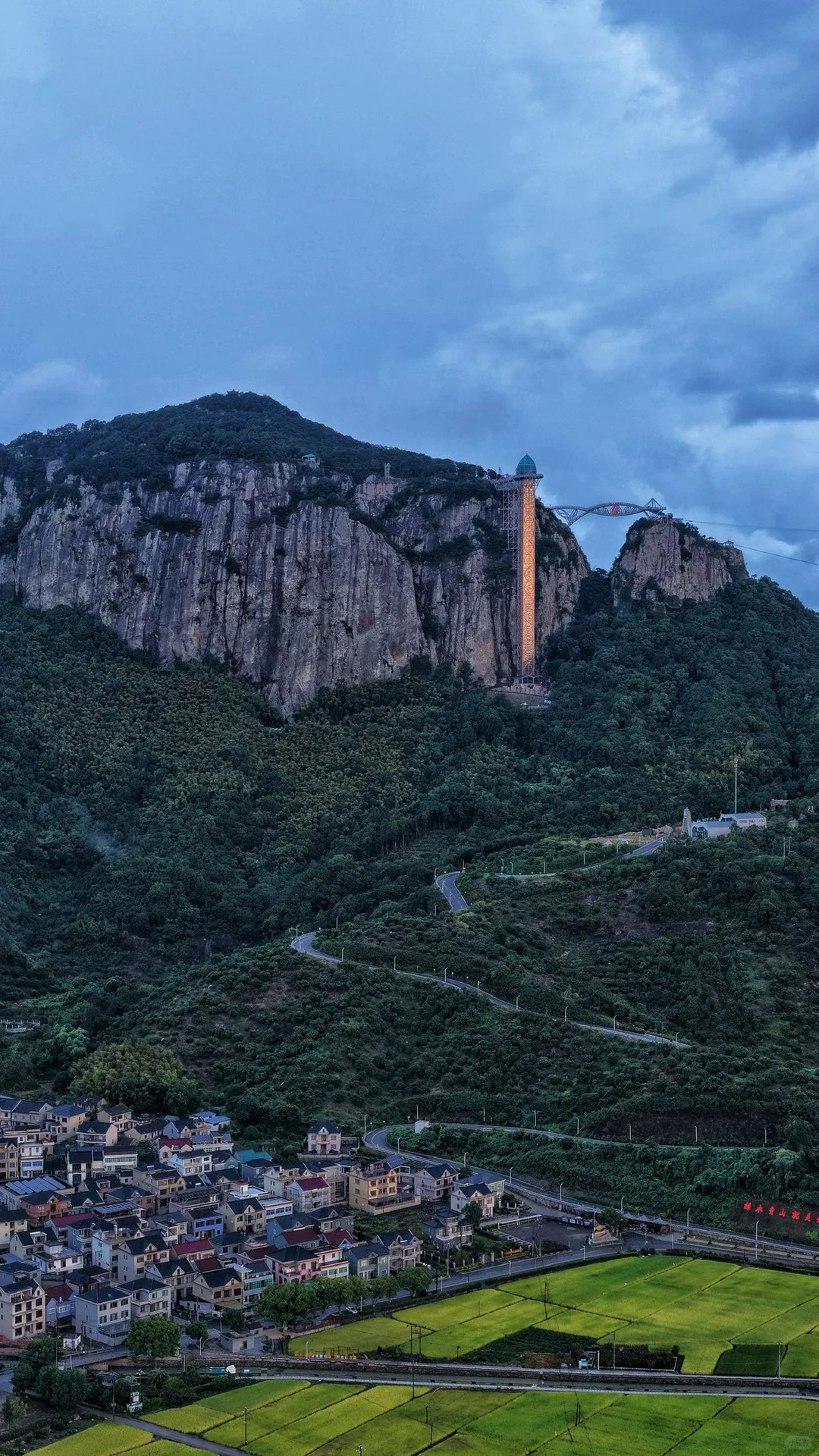 江浙沪国庆反向游！爆火高空乐园抢先玩