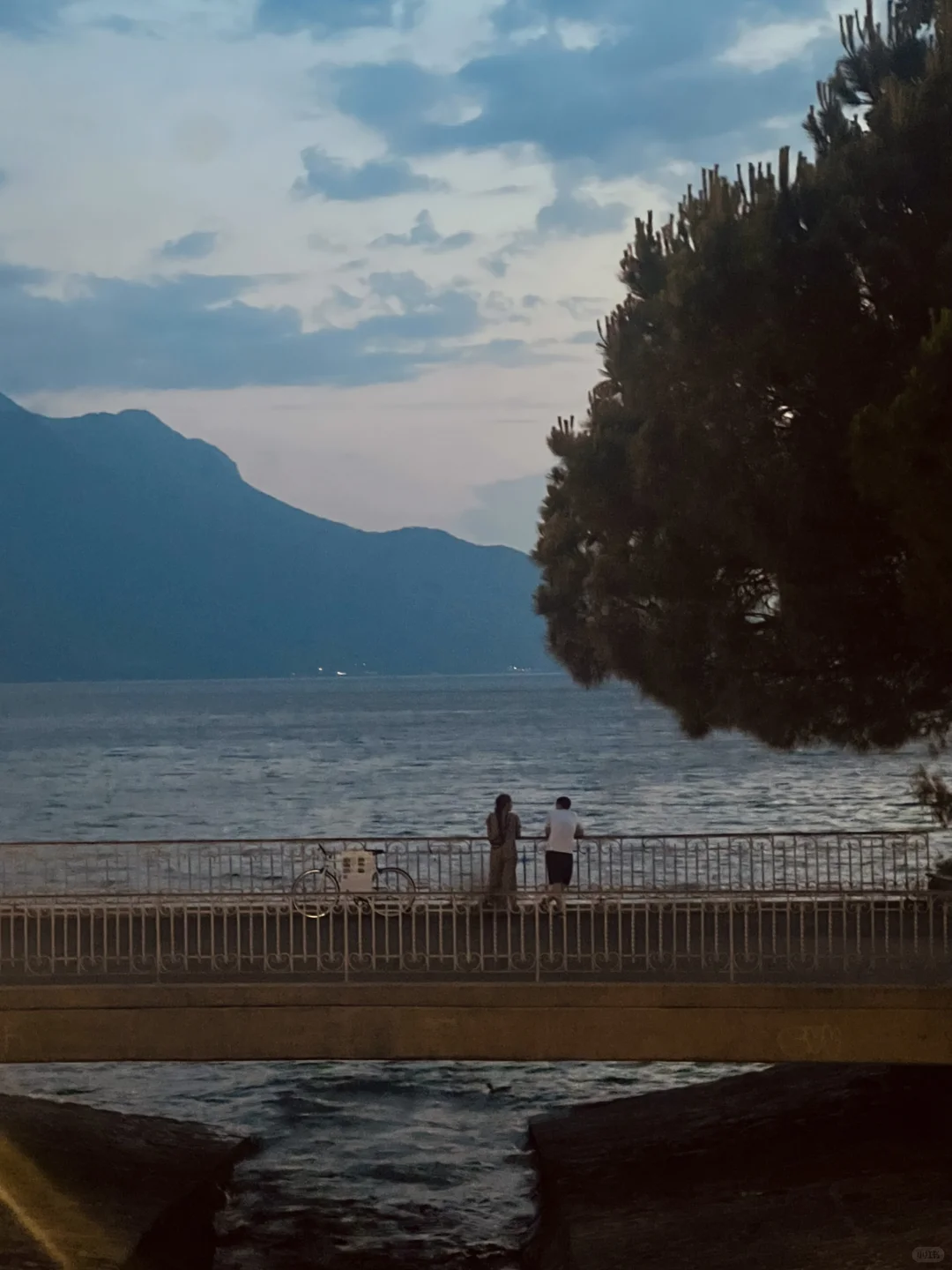 日落前的光最温柔💋