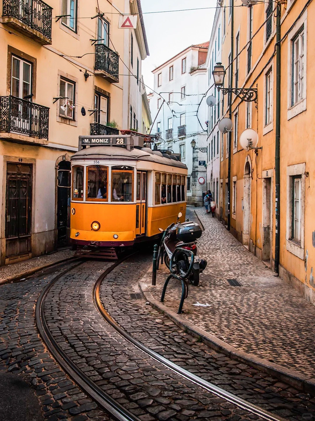 里斯本！坐电车看海的古城，浪漫得不可救药😍