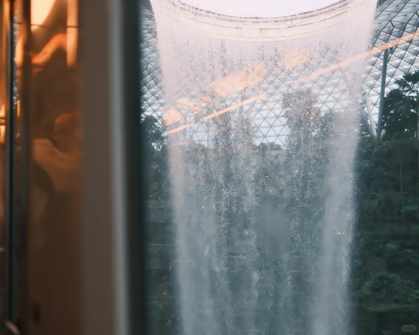 来新加坡走之前一定要预留6h+给樟宜机场！