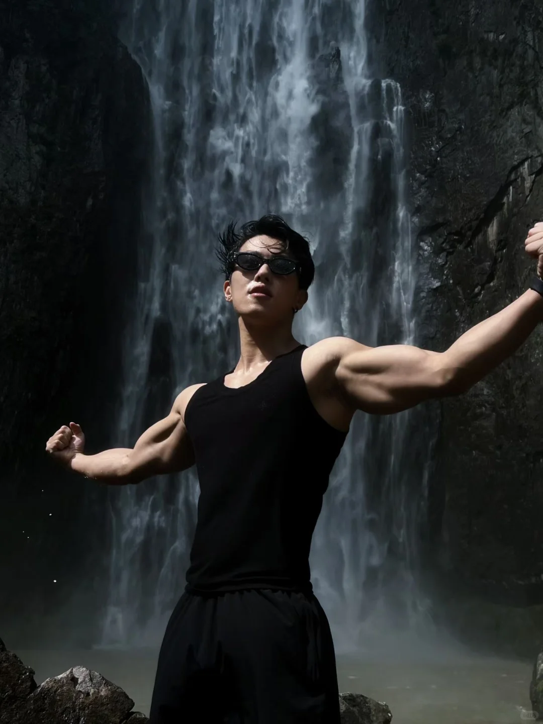 金庸笔下的武侠瀑布