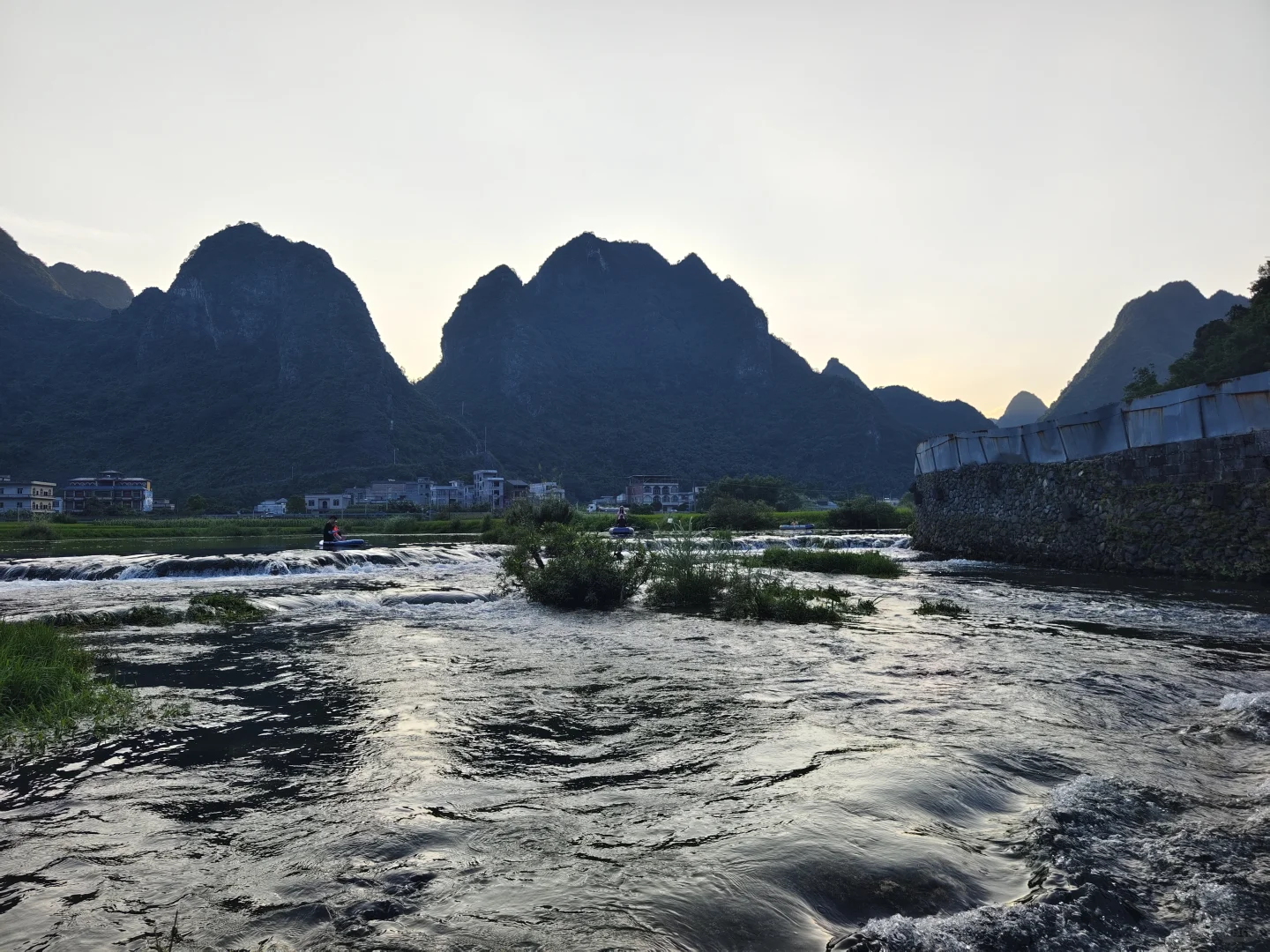 都安响水关 竹筏游 10元一次 广西旅游攻略