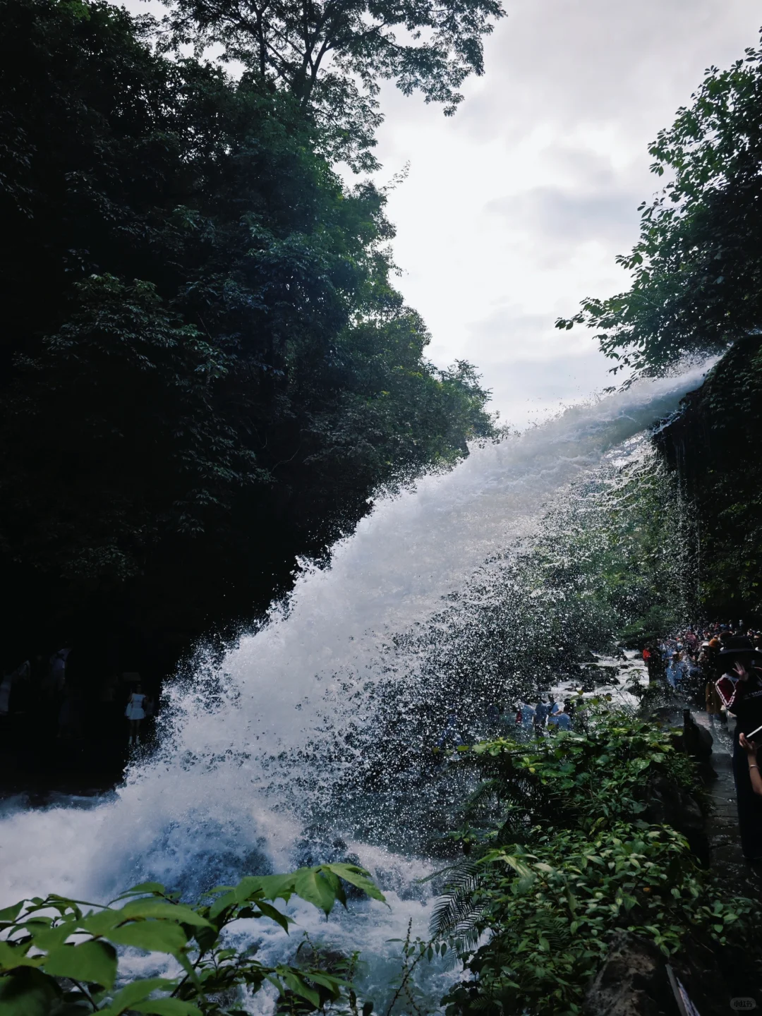 10月4号下午进荔波小七孔，没堵😳