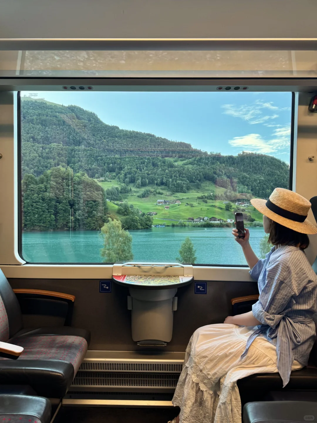 “国庆第一批地球街溜子已抵达瑞士!!”