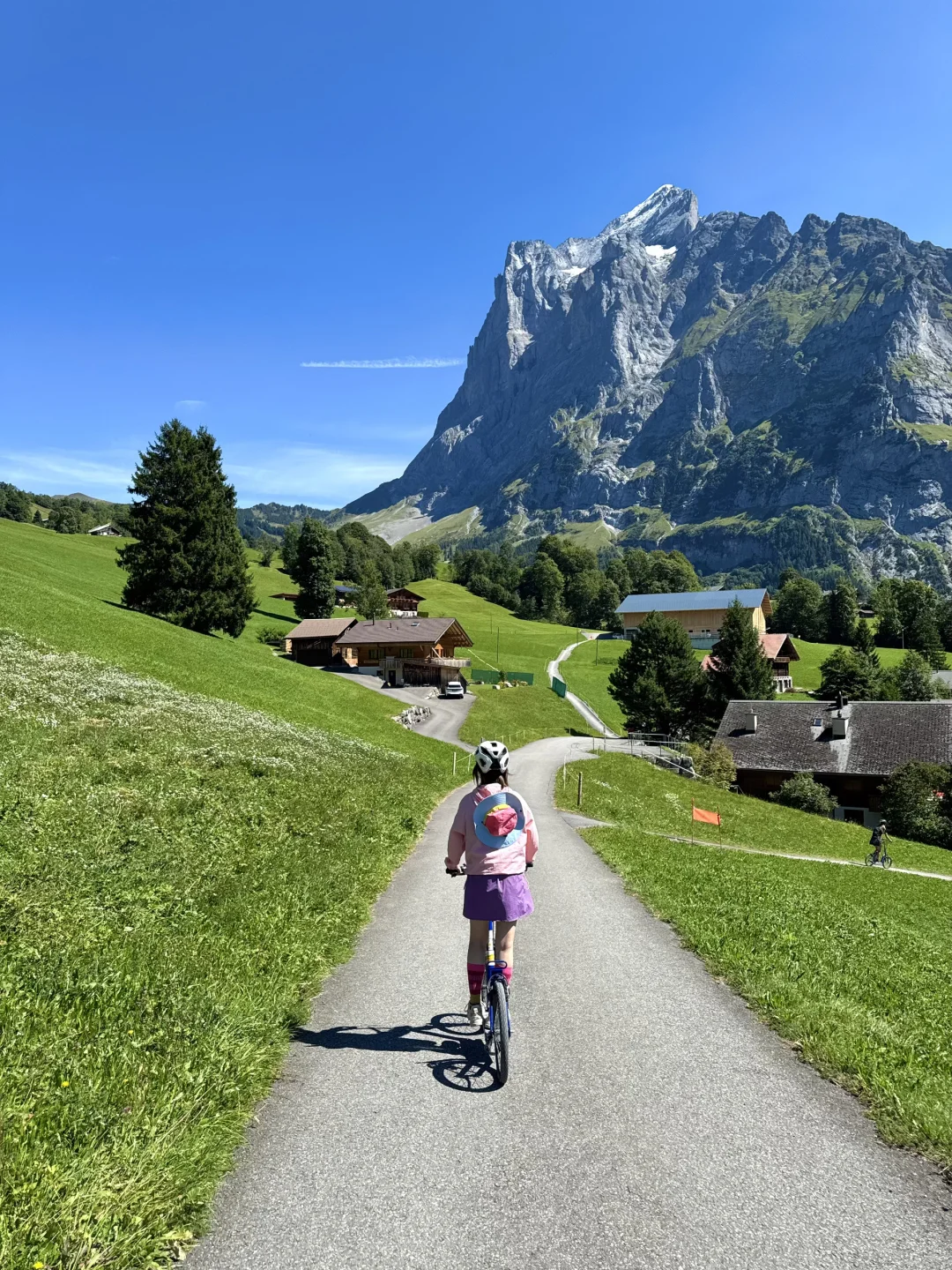 “国庆第一批地球街溜子已抵达瑞士!!”