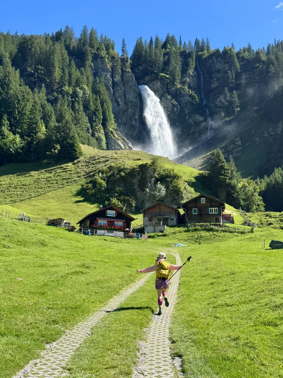 “国庆第一批地球街溜子已抵达瑞士!!”