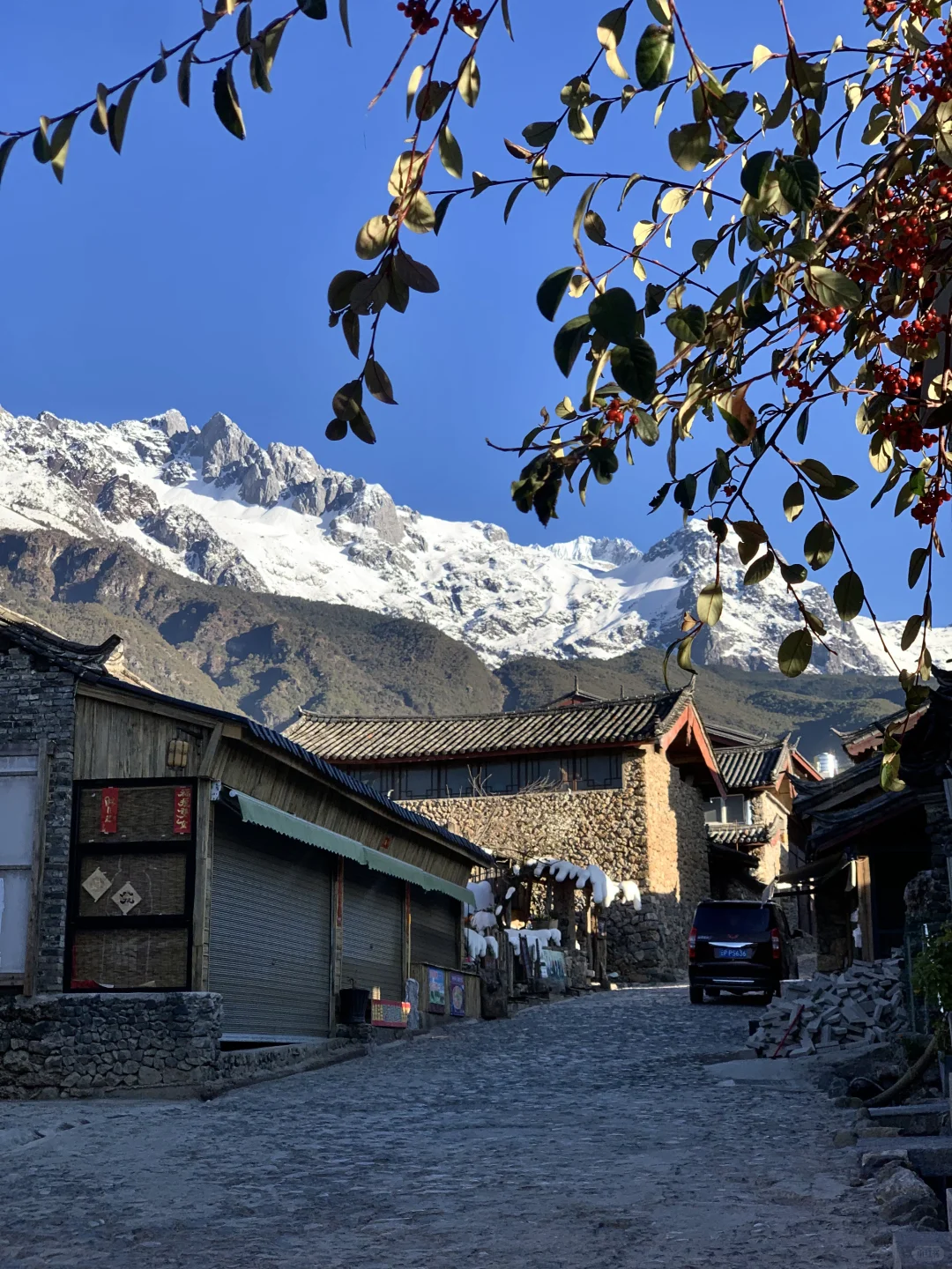 一眼就沦陷的雪山小镇🏔️