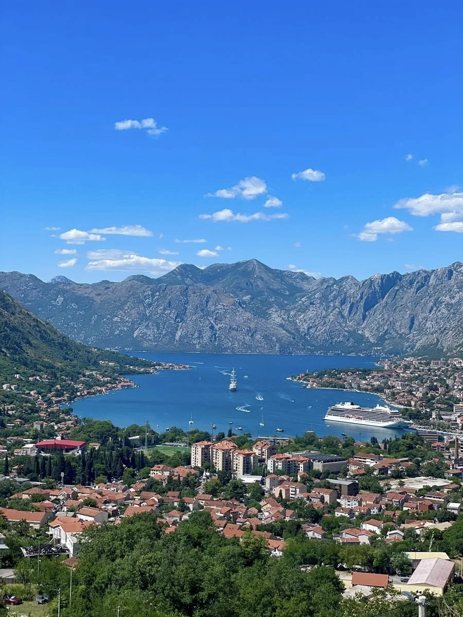 黑山保姆级攻略，免签欧洲小众宝藏旅游地