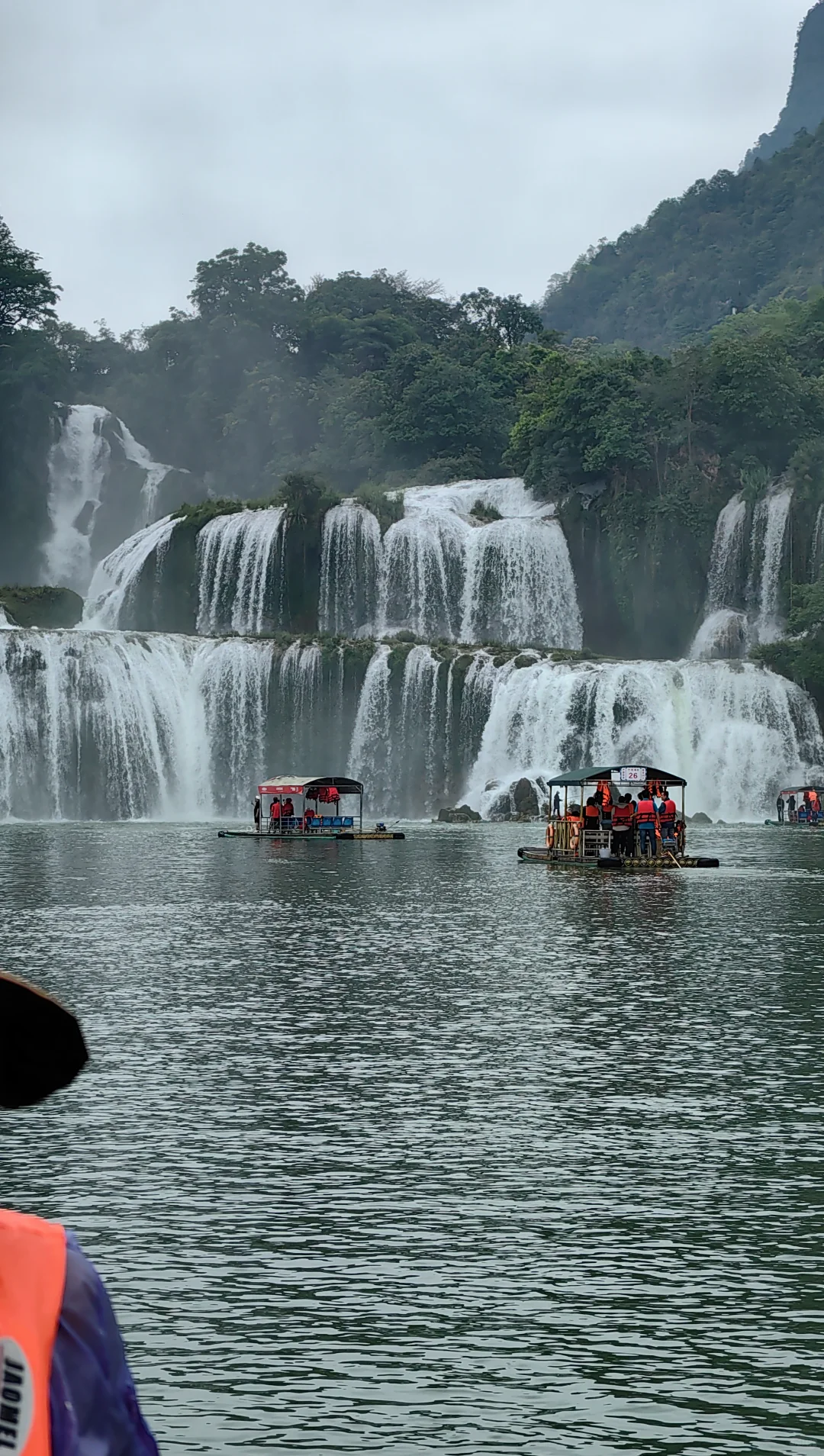 被德天瀑布美到失语