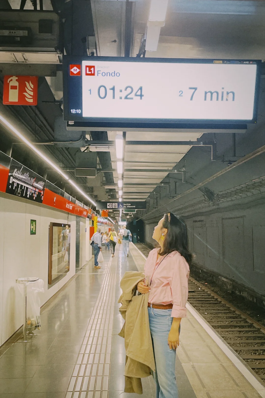 国庆第一批游客已抵达西班牙🇪🇸,好热🫠