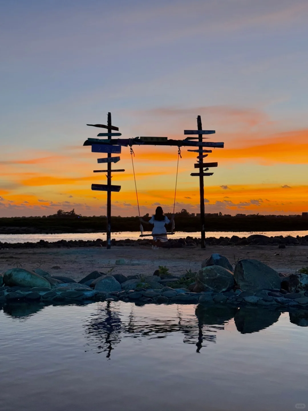 迄今为止,我最喜欢的海边小镇出现了