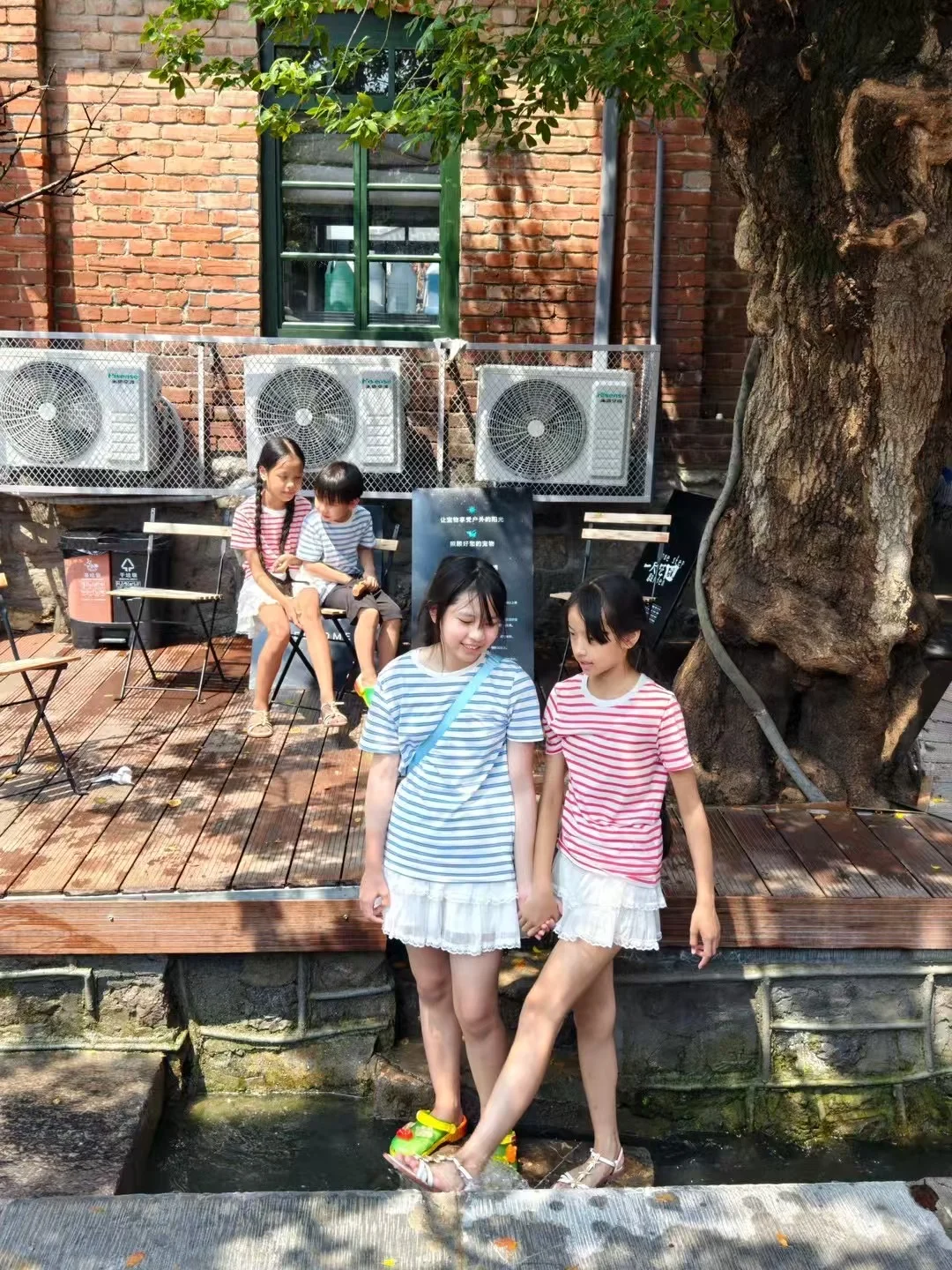 滴…济南趵突泉…