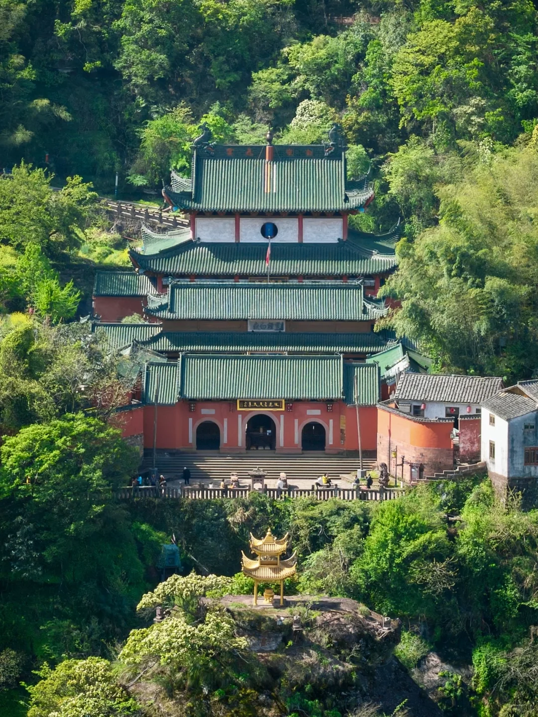 徐霞客没骗我，比起黄山 我更推荐爬这座山❗