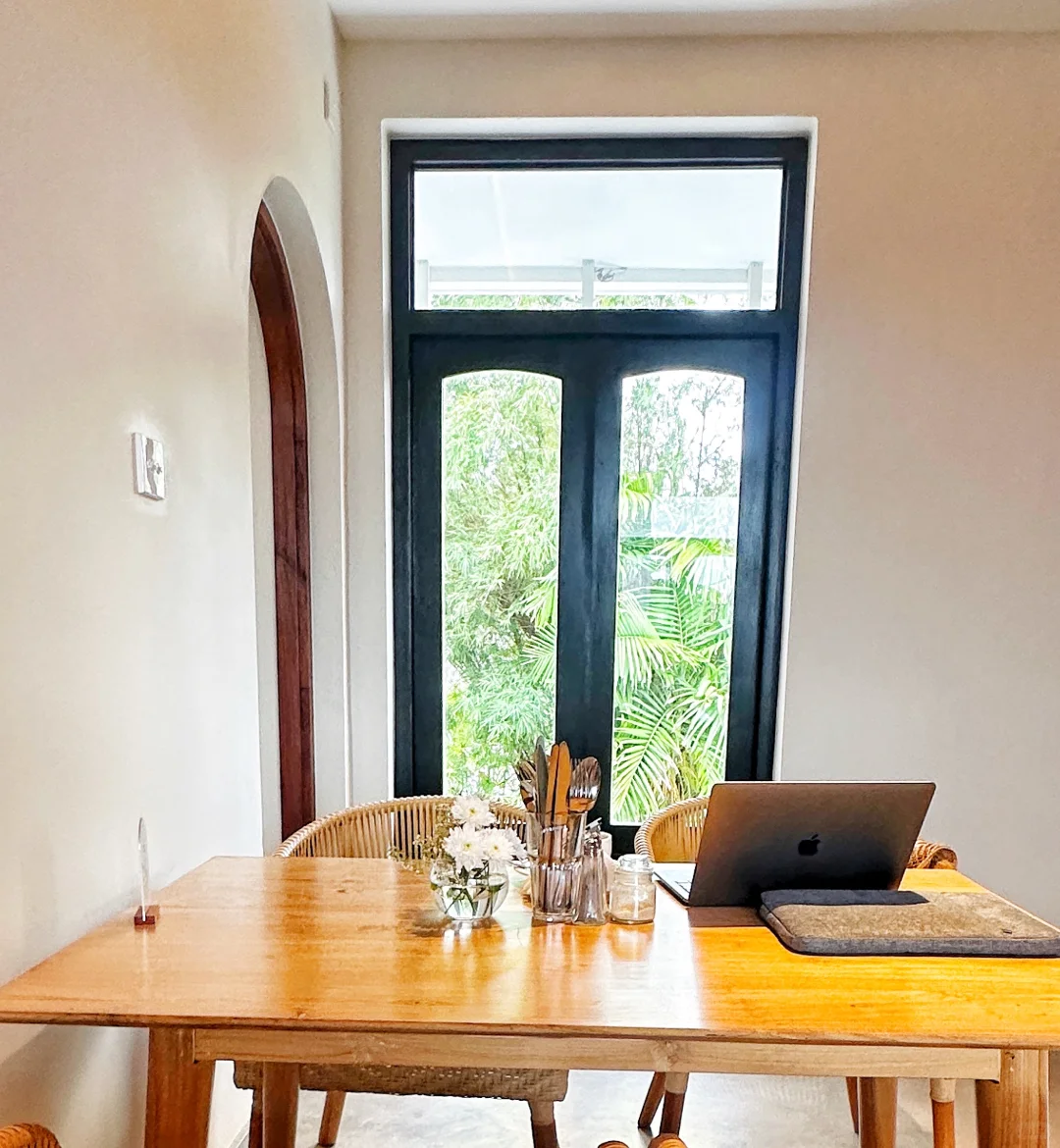 从“拼命小敏子”到“斯里兰卡躺平观鸟人”