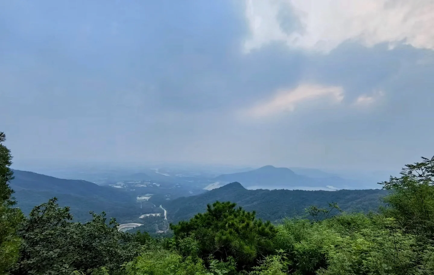 蟒山国家森林公园｜没苦硬吃的蟒山一爬