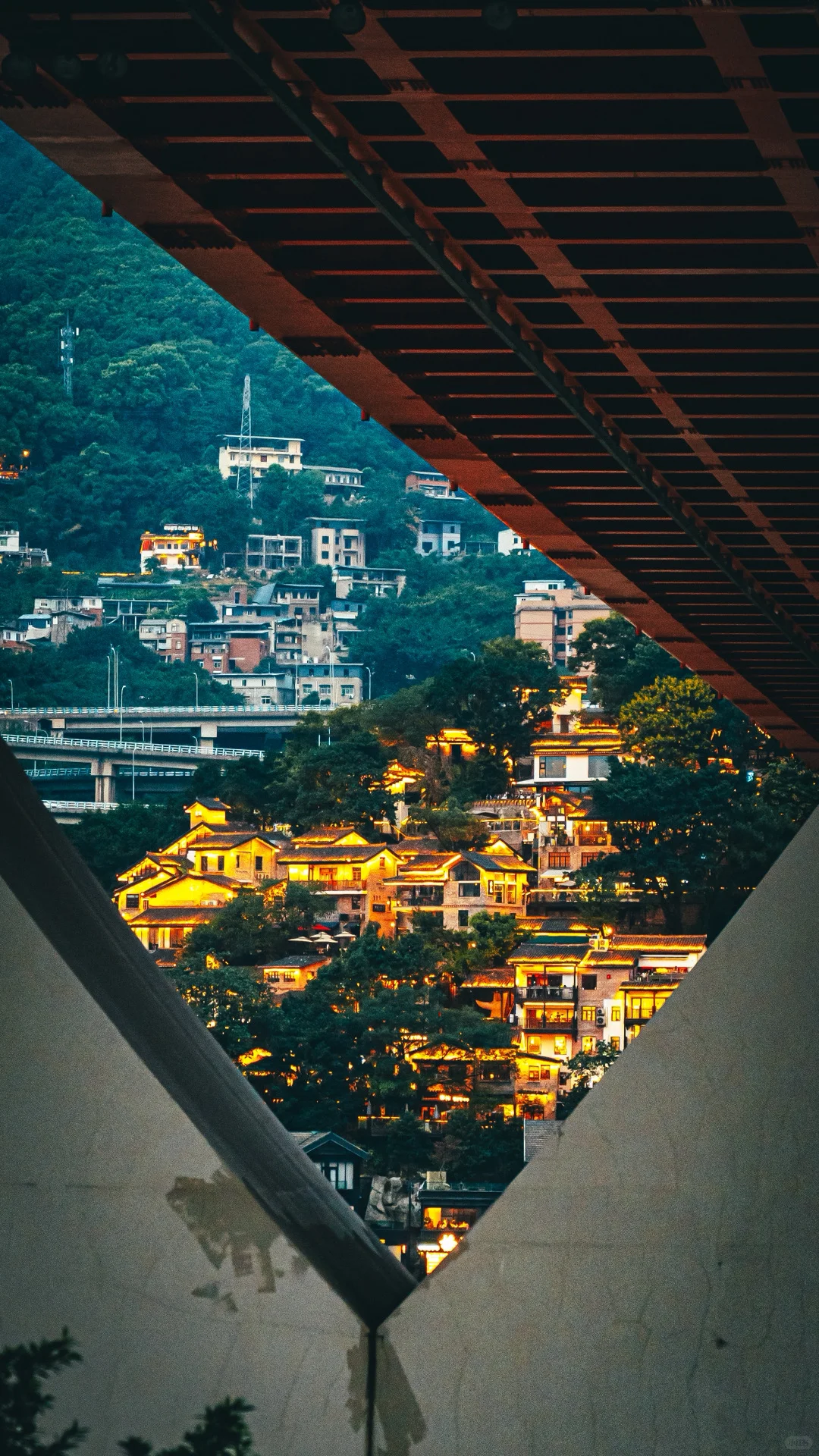 为了这1️⃣8️⃣张照片，我特意飞了一趟重庆