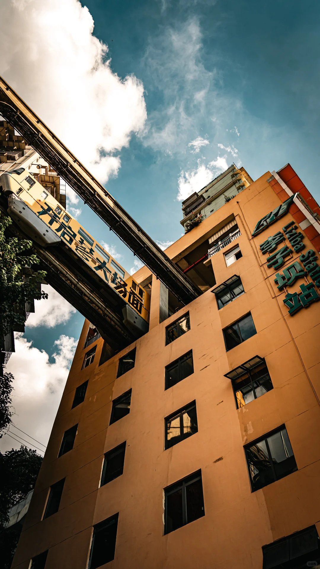 为了这1️⃣8️⃣张照片，我特意飞了一趟重庆