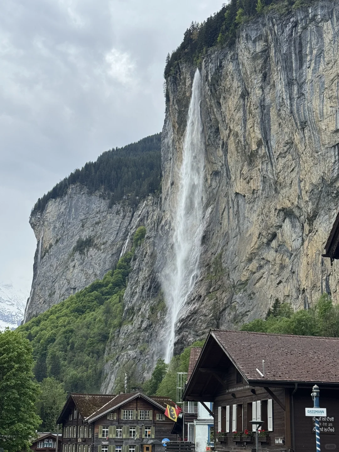 🇨🇭瑞士旅行必看|绝美景点+超实用攻略🌟