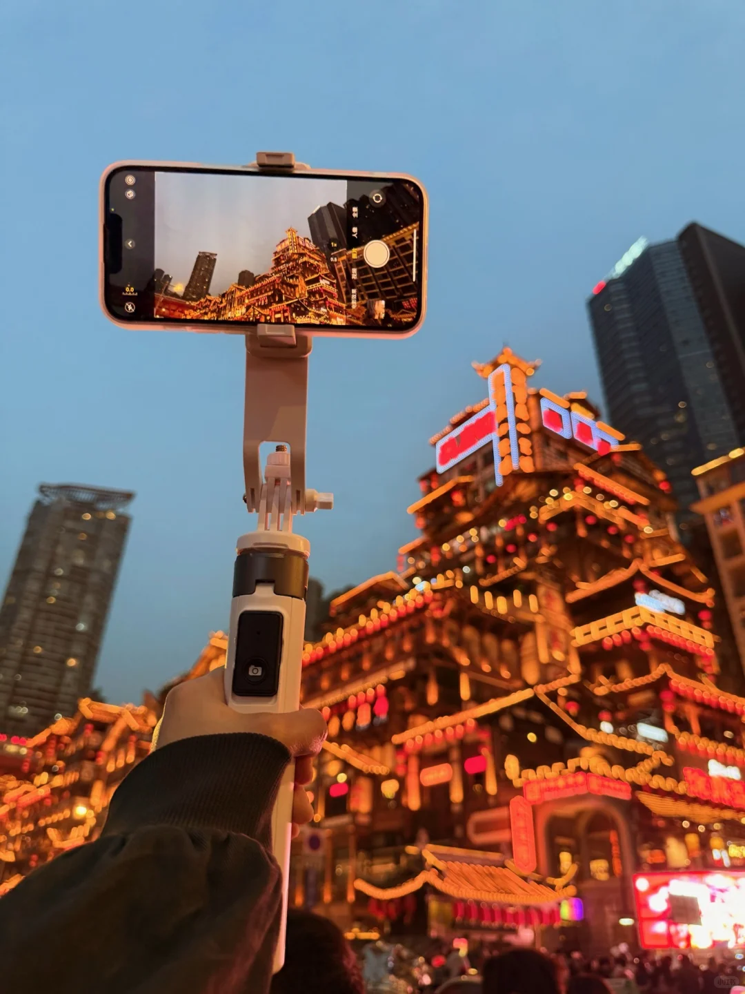 孤身勇闯重庆!自拍杆是我最好的旅伴 👬