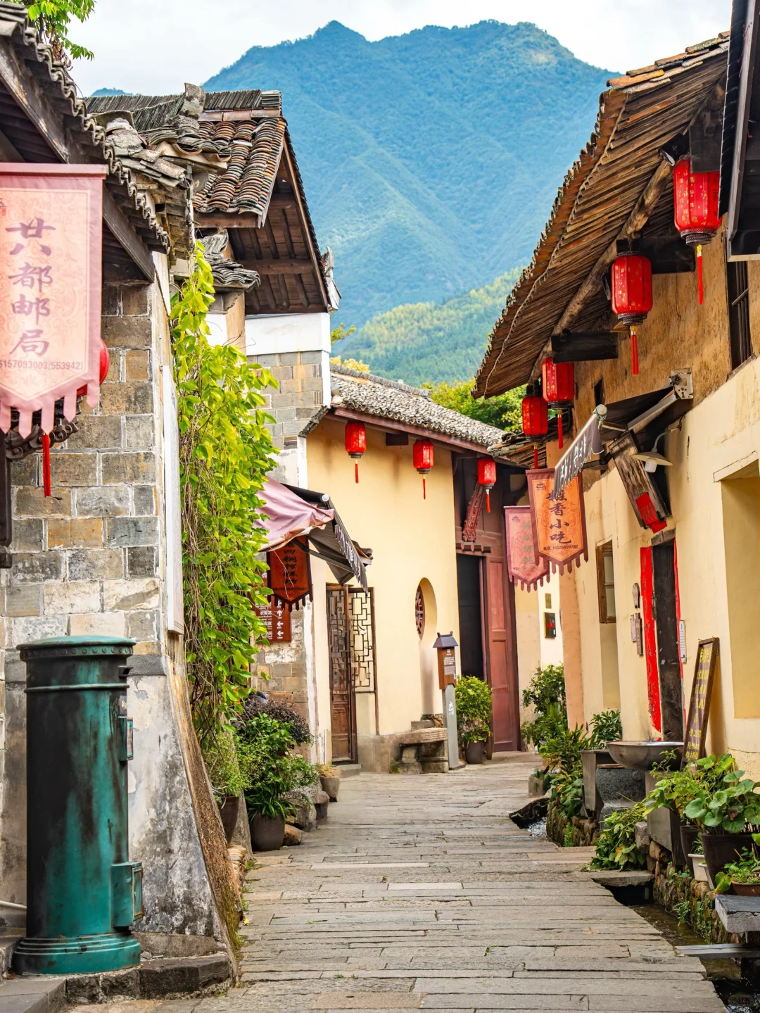 国庆反向旅游，推荐一个冷门且震撼的小城！