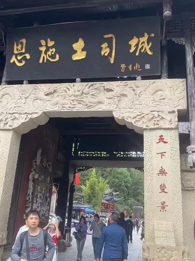 56岁，一个人独自旅行的底气…