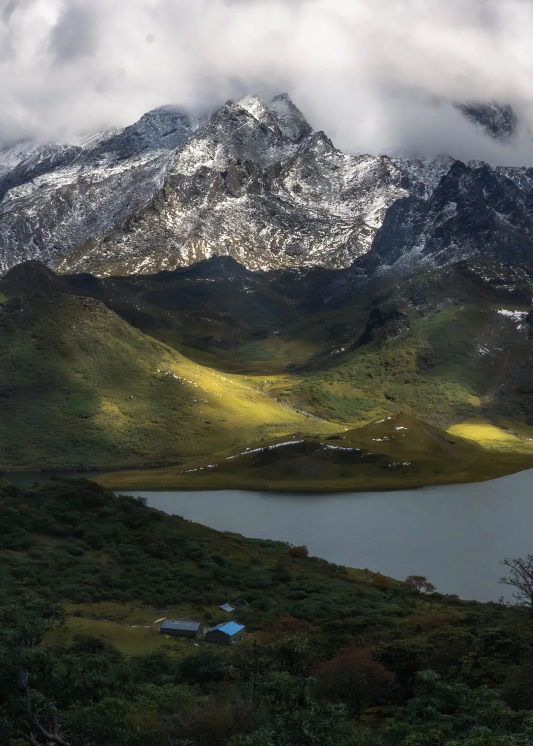 答应我，十月一定要去哈吧黑海