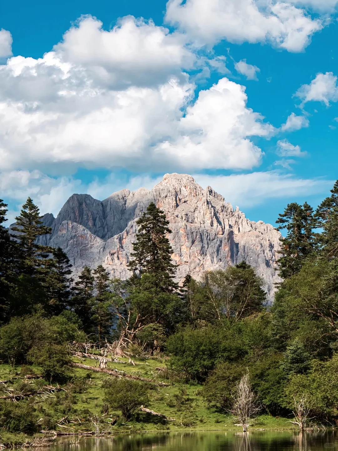这里不是瑞士 这里是甘肃迭部骨麻湖