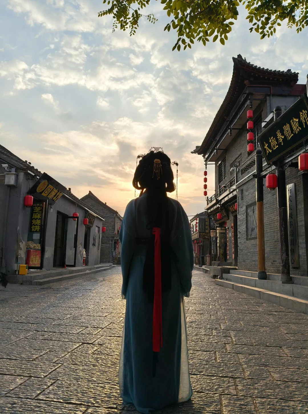 恁咋不早说邯郸恁带劲