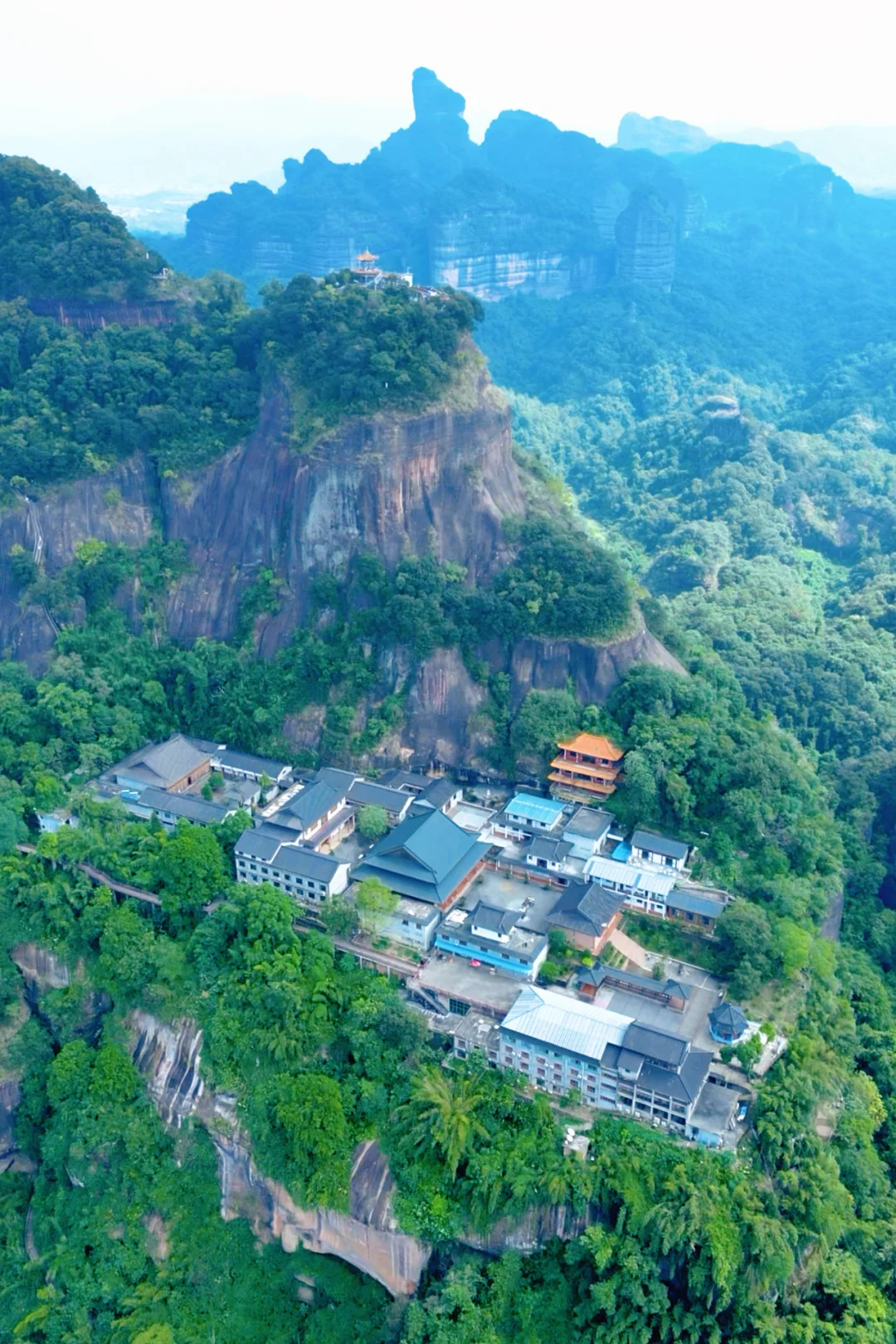 丹霞山1天刷遍核心!懒人路线日落夜游拿捏