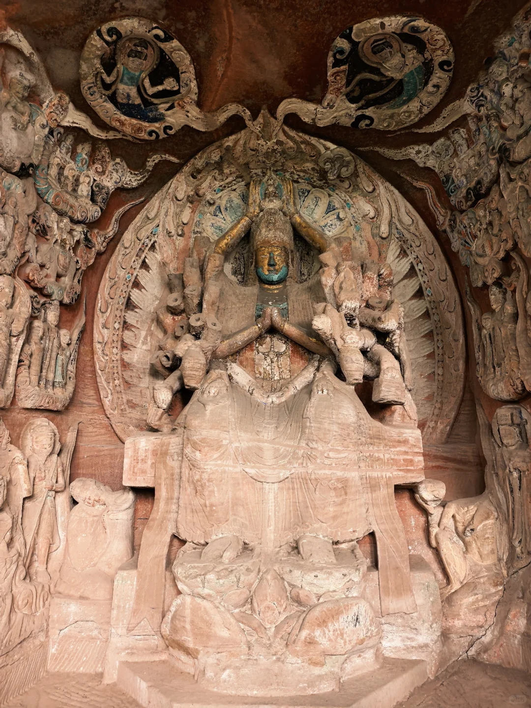 不抱期待的大足石刻,体验很好