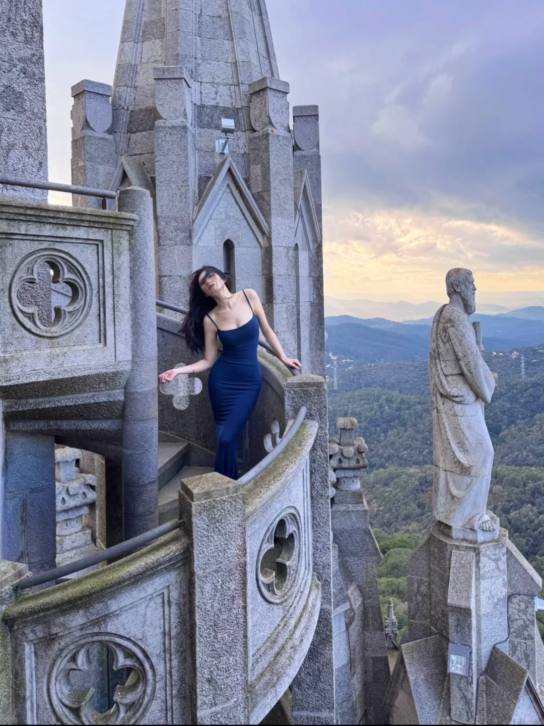 看来看去还是很喜欢这组图