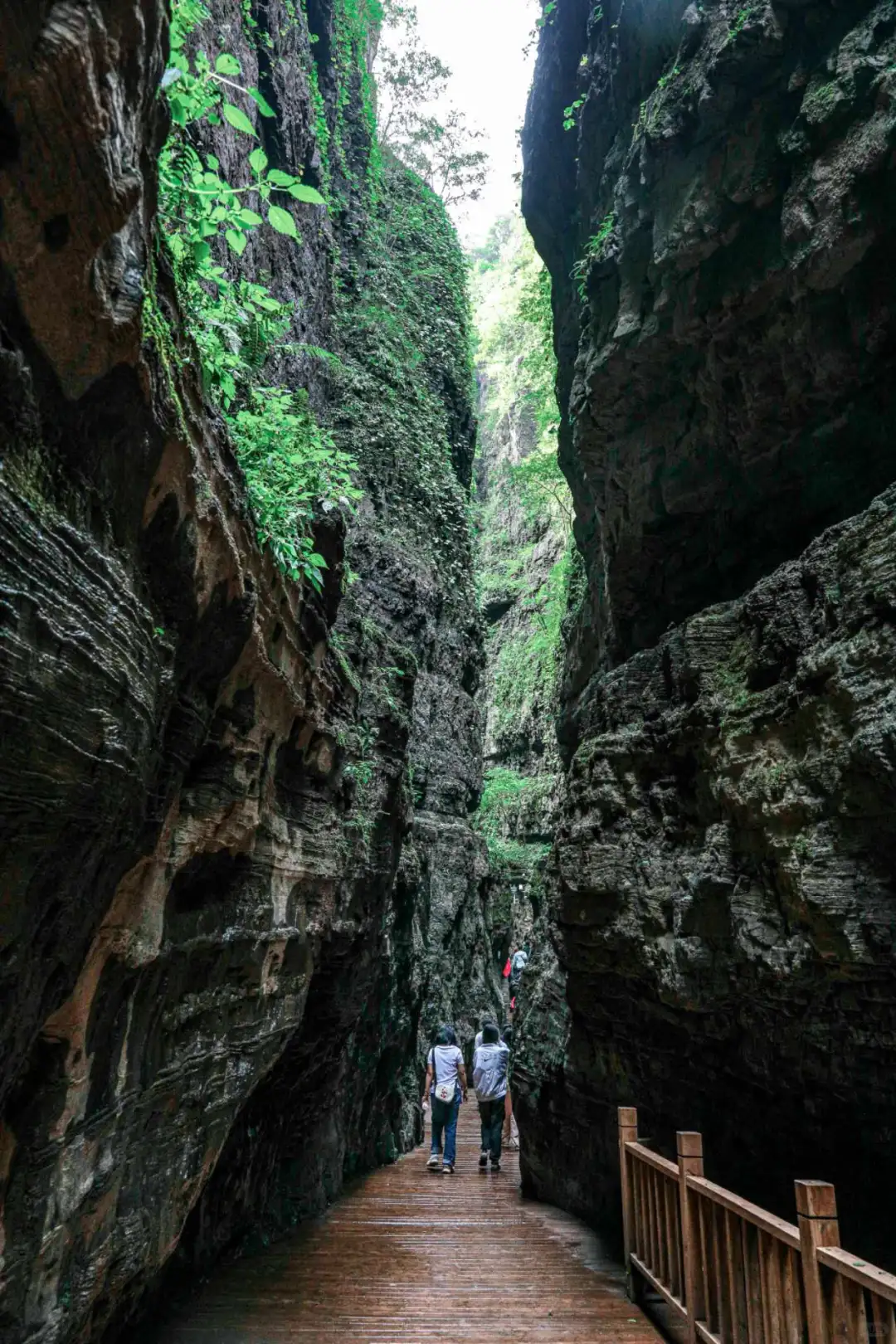 森林徒步+绝美峡谷，北方小桂林当之无愧