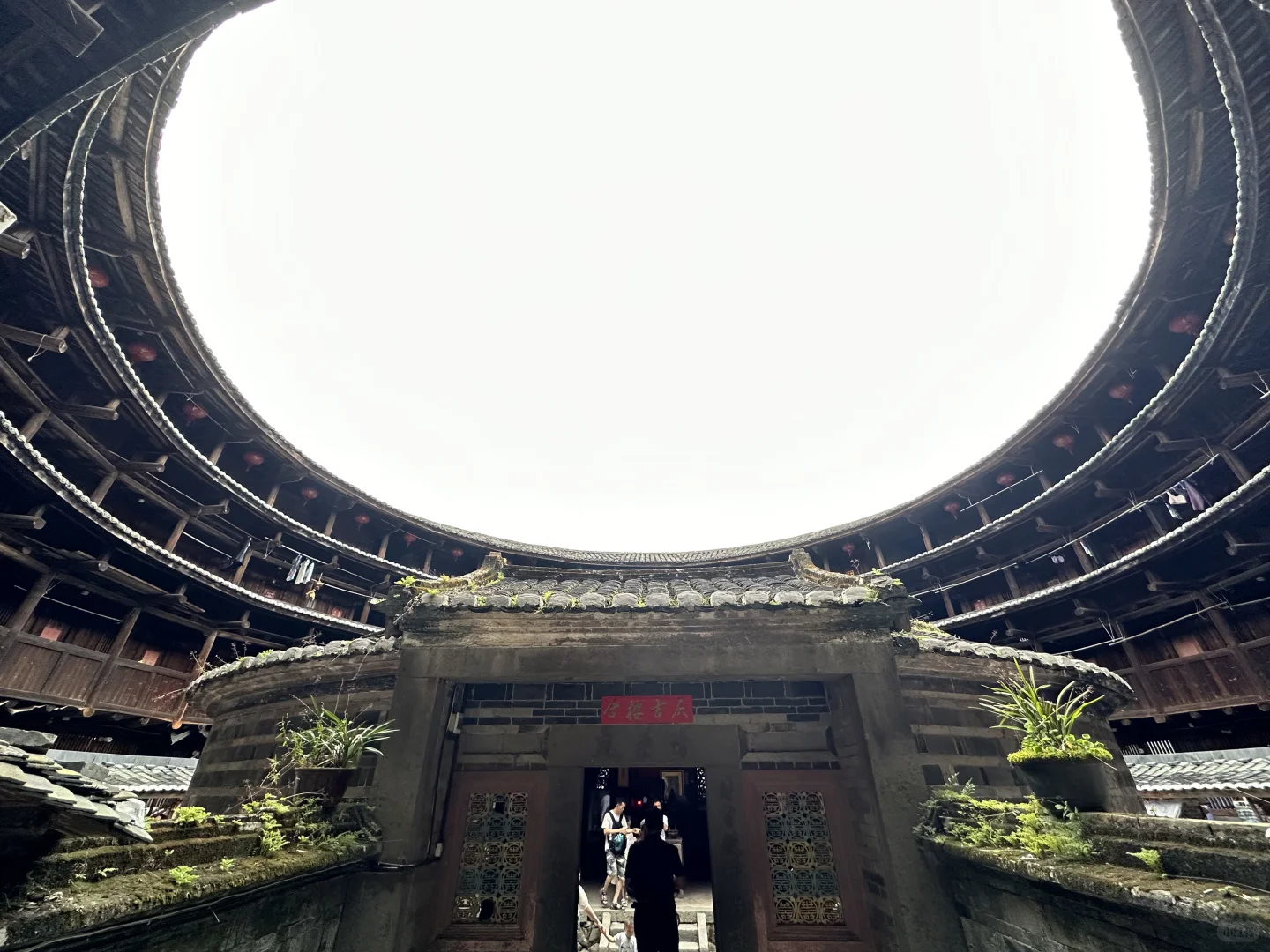 中国人自己的东方古堡!福建漳州土楼群!