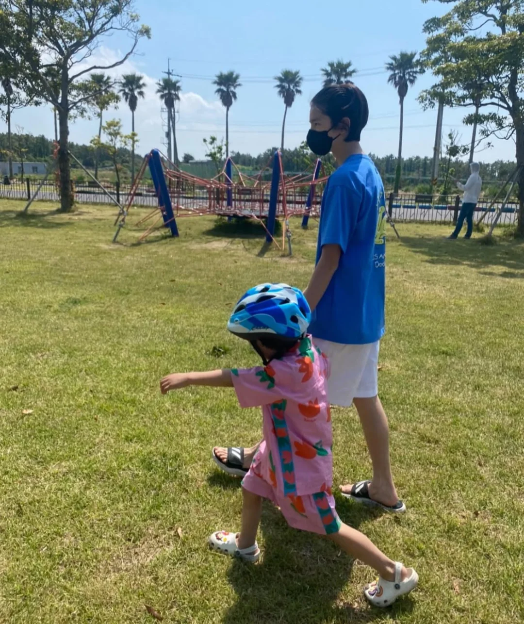 22年5月和朋友一起旅游的猪勋