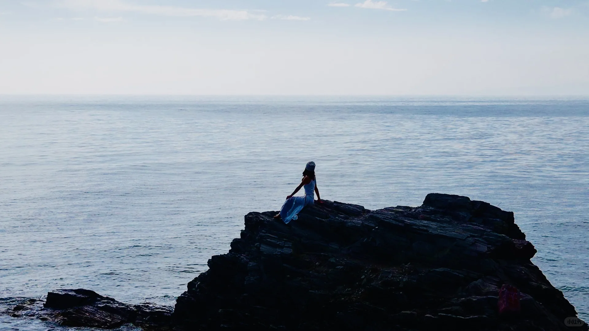 第一日，湖海与天空