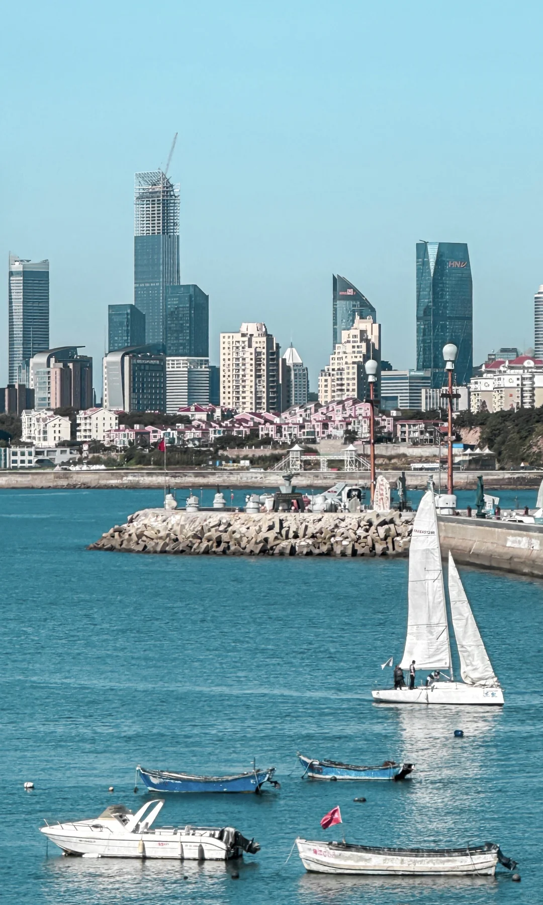 秋天就要到海边城市走一走