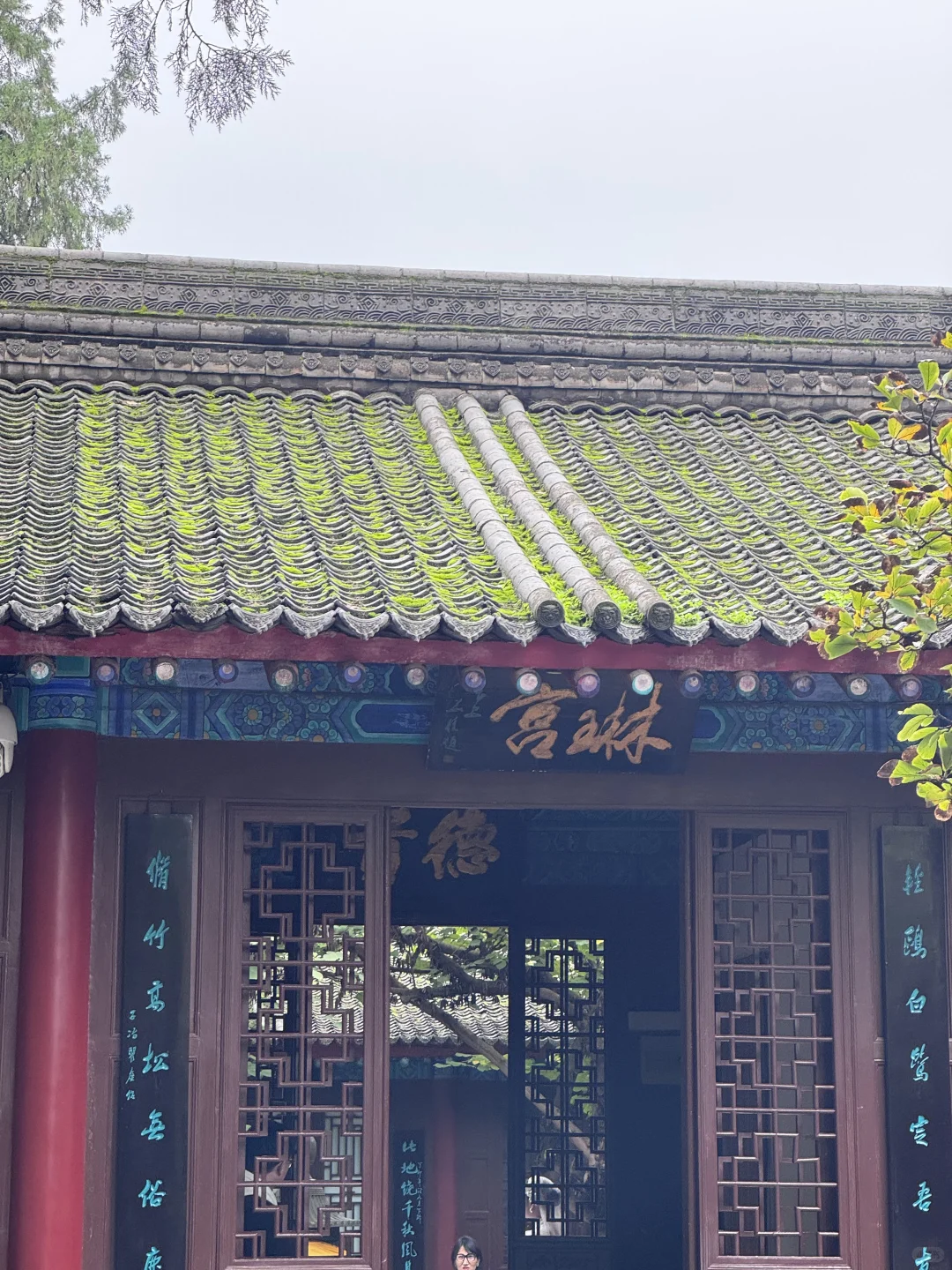 拍婚纱照都去八仙庵了？