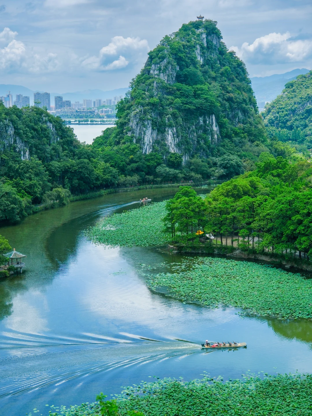 广东七星岩 | 舟行碧波上，人在画中游